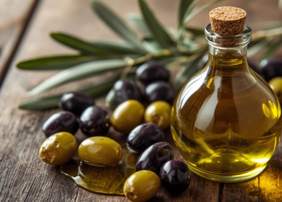 El COI vuelve a promocionar el aceite de oliva y las aceitunas