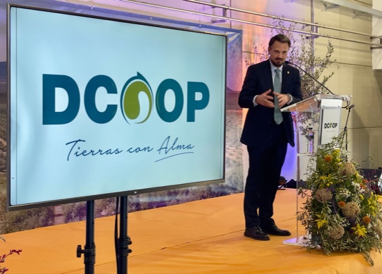 La almazara de Dcoop refuerza el crecimiento del sector oleícola extremeño