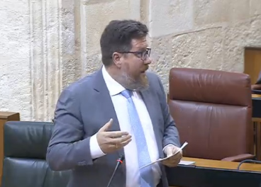 Sánchez Haro en sesión parlamentaria.