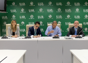 Firma del congrato entre la UJA y Bioland Energy.